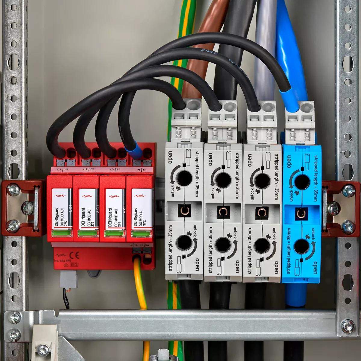 DEHNguard ACI in application